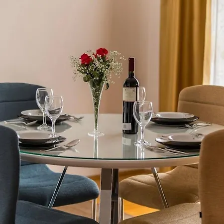 Marina Apartment